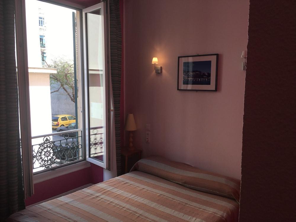 Le Etoile Hotell 2*